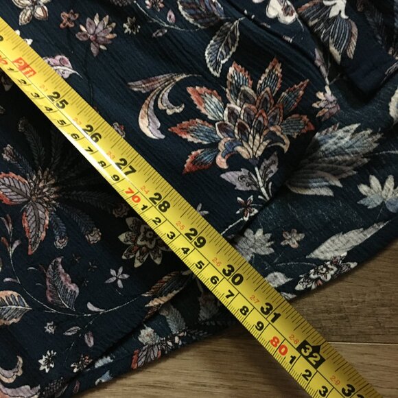 Hilary Radley Long Dark Floral Paradisaical Tunic Blouse - Picture 16 of 16